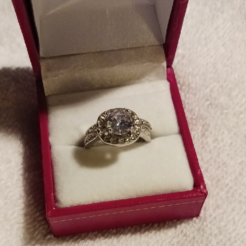 Timeless Silver and White Diamond Engagement Ring